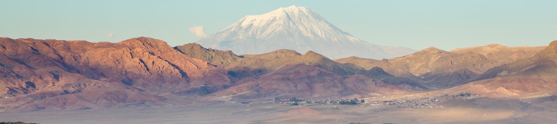 صورة خلفية العنوان