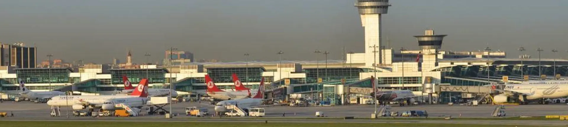 https://cdn2.enuygun.com/media/lib/1920x430/uploads/image/istanbul-ataturk-airport-ek056-11690.webp