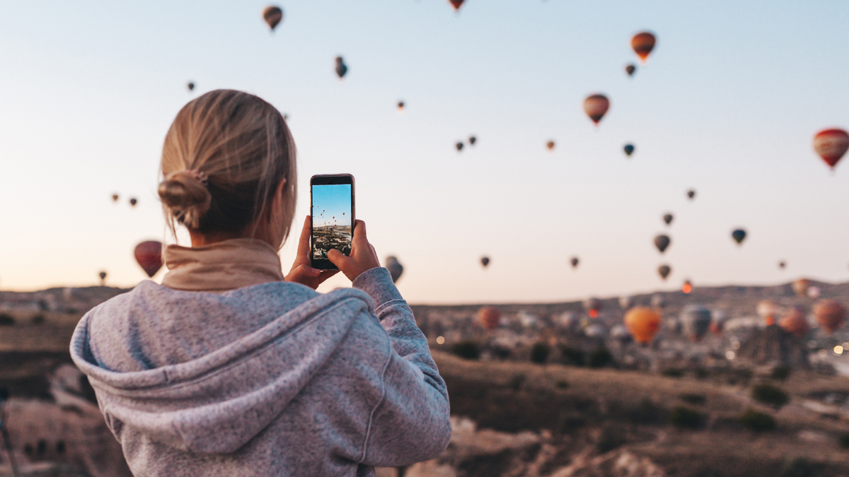 Seyahat planlarımızı artık klasik gezi rehberlerine bakarak değil sosyal medya etkisi ile yapıyoruz. Instagram Keşfet&rsquo;te g&ouml;rd&uuml;ğ&uuml;m&uuml;z bir reels ya da arkadaşımızın tatilden att...