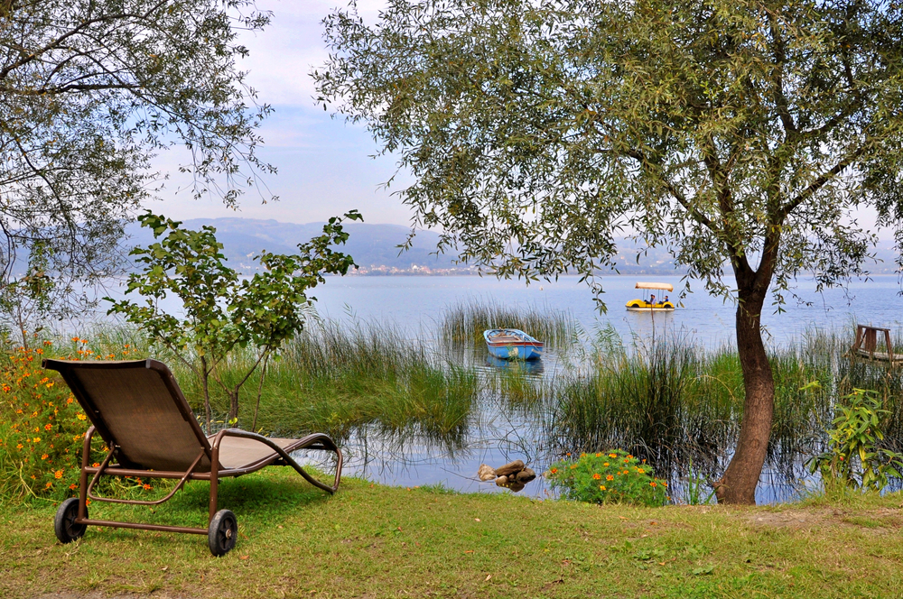Sapanca, doğal güzellikleri ve sakin atmosferiyle tatilcilerin uğrak noktası. İstanbul'a yakınlığı sayesinde kolayca ulaşılabilen Sapanca, hem kısa kaçamaklar hem de uzun tatiller iç...