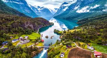 Yurt dışına seyahat etmek yüksek fiyatlı uçak biletleri ve oteller, pasaport, vize ücretleri ve kur farkı gibi nedenlerle genellikle yurt içinde tatile göre daha pahalıdır. Buna karşılık ülkemizin dışına çıktığınızda hiç para ödemeden sahip olabileceğiniz şeyler de var. Yurt dışında hangi ülkelerde neleri bedava alabilirsiniz?