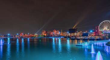 Kış aylarında Suudi şehirlerinden Riyad ve Cidde’ye giderek dünyaca ünlü isimlerin etkinliklerinde vakit geçirebilir, kültür-sanat aktivitelerine katılabilir, tarihî yerleri gezebilir, Kızıldeniz’in tadını çıkarabilirsin. Birbirinden güzel plajlarda yüzebilir, su sporlarına katılabilir, dalış etkinliklerinde su altını keşfedebilirsin. Ünlü isimlerin konserlerinde eğlenebilir, Riyad ve Cidde’nin tarihî yerlerini keşfedebilir, spor etkinliklerinde heyecan dolu vakitler geçirebilirsin. Hadi birlikte Riyad ve Cidde sezonunda neler yapabileceğine göz atalım.