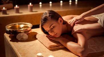 Fizyolojik ve psikolojik olarak rahatlamanın en ideal yolu olan SPA merkezleri, geçmişin tedavilerini günümüzün teknolojisiyle yaşatıyorlar. Sağlık turizminde önde gelen lokasyonlardan biri olan ülkemizin pek çok otelinde SPA Merkezi bulunmakta. Peki, bunların en iyileri nerelerde bulunur? Gelin bir göz atalım.