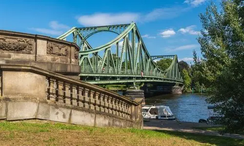 Glienicke körpüsü