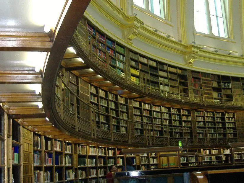 Kütüphanesi de ünlü