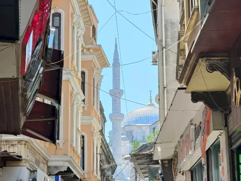 Abud Efendi Han alışveriş yapılan dükkanlar