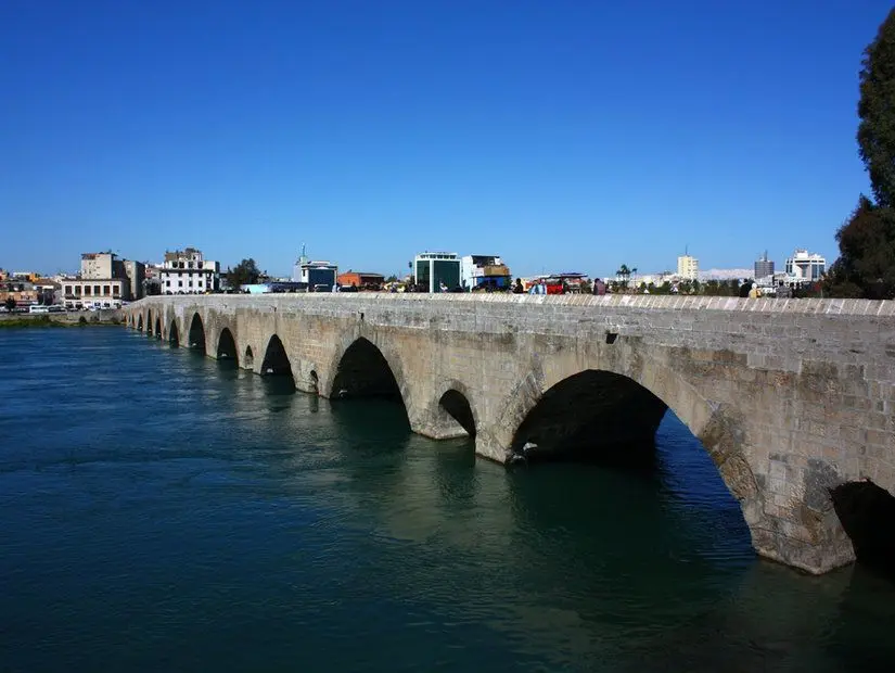 Adana taşköprü