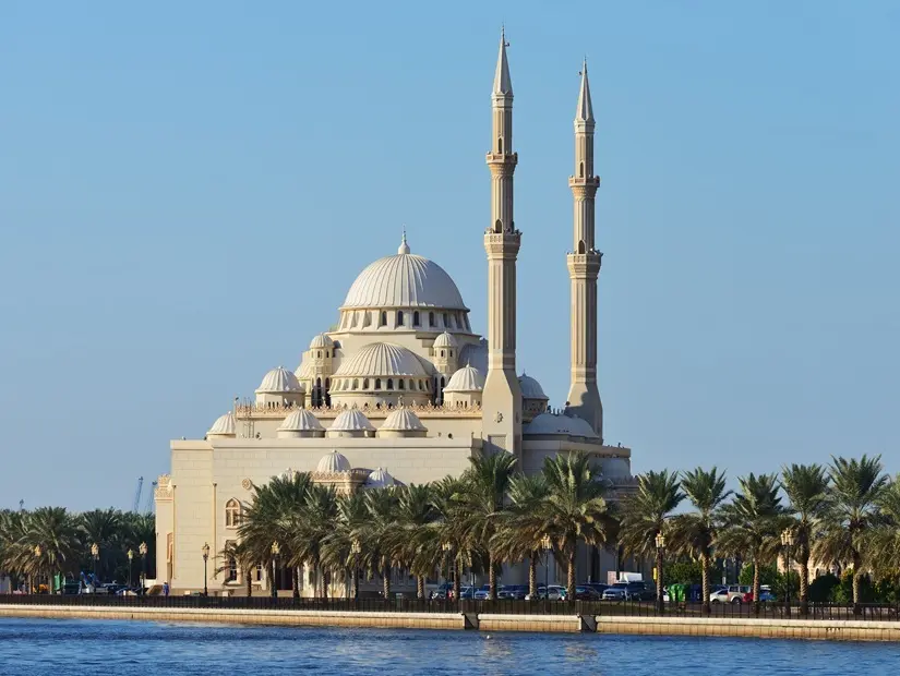 Al Noor Camii görünümü