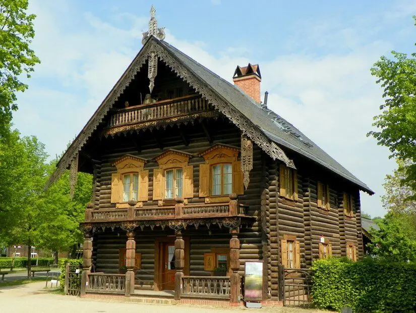 Alexandrowka Müzesi dış görünümü