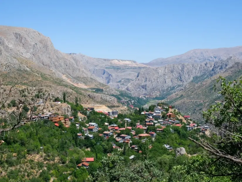 Apçaağa köyünün havadan manzara görünümü