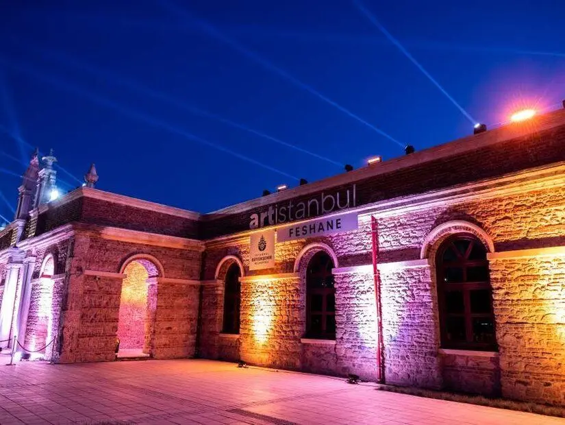 Artİstanbul Feshane akşam görünümü