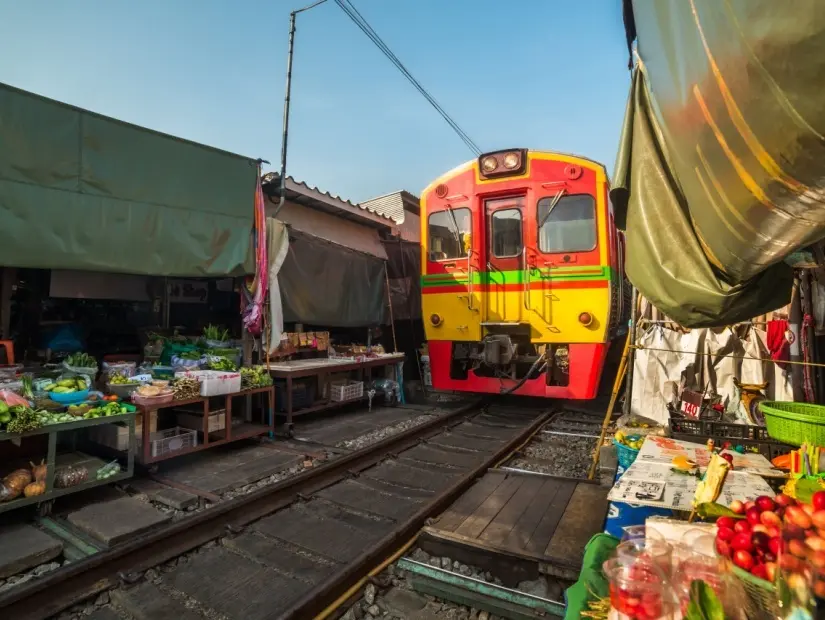  Taze Pazar, Mae Klong Tren İstasyonu, Bangkok
