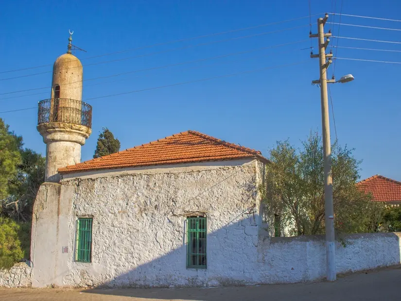 Barbaros Camii dış görünümü