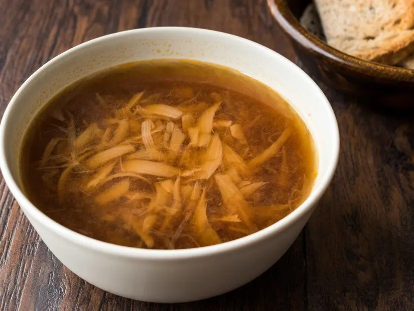 Basel un çorbası (Basler mehlsuppe) 