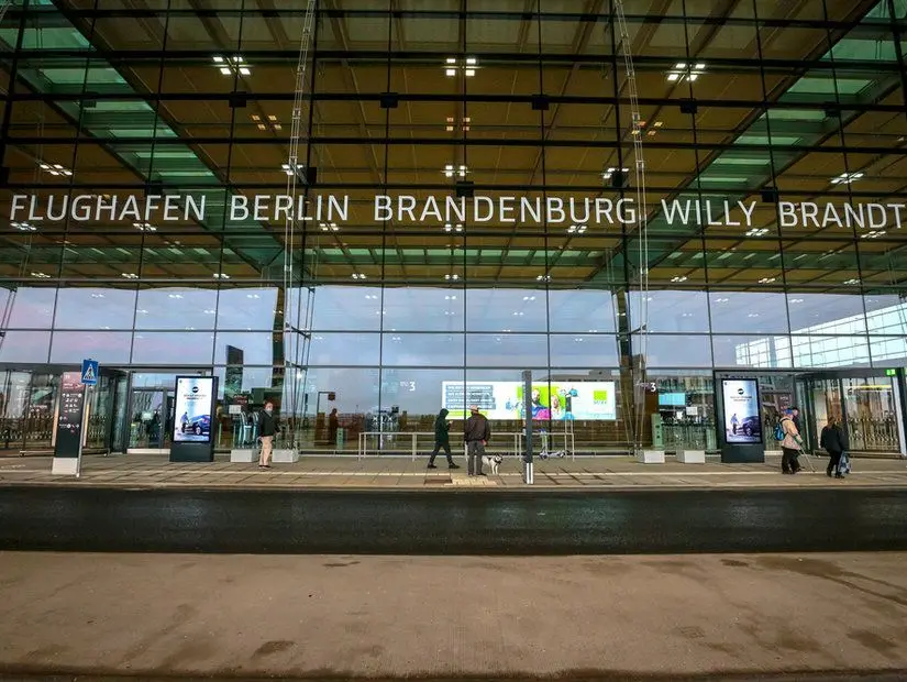 Berlin Brandenburg Havalimanı giriş