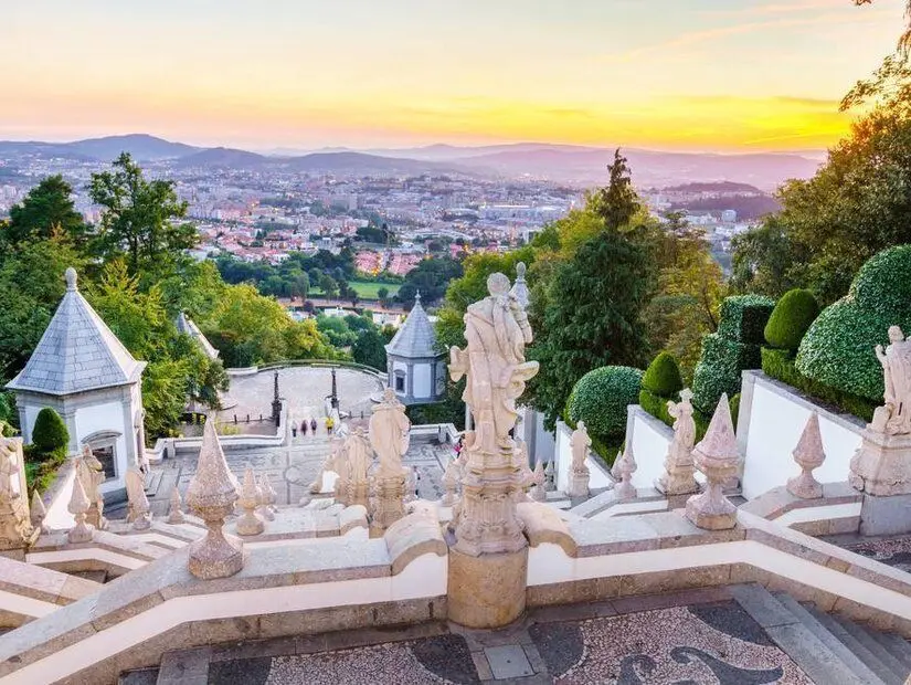 Bom Jesus do Monte Tapınağı - Braga görünümü