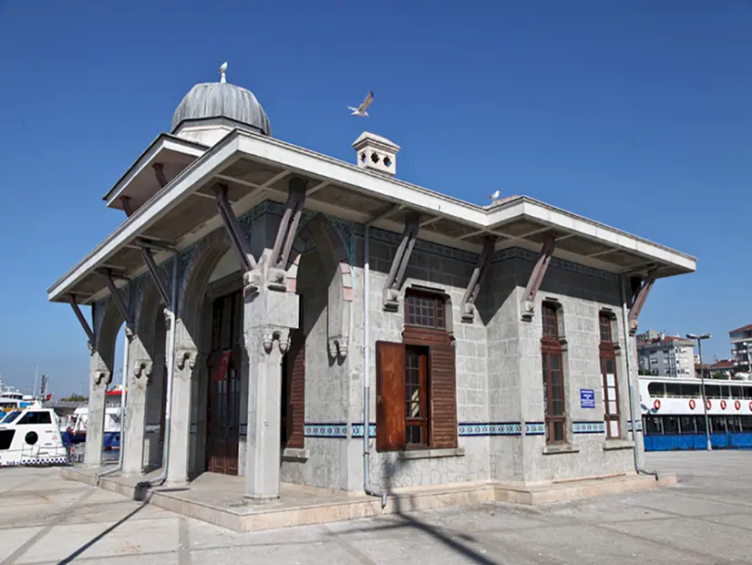 bostancı iskele