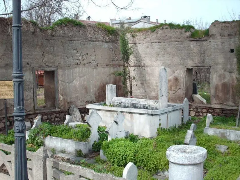 Çandarlı Halil Paşa Türbesi Bursa