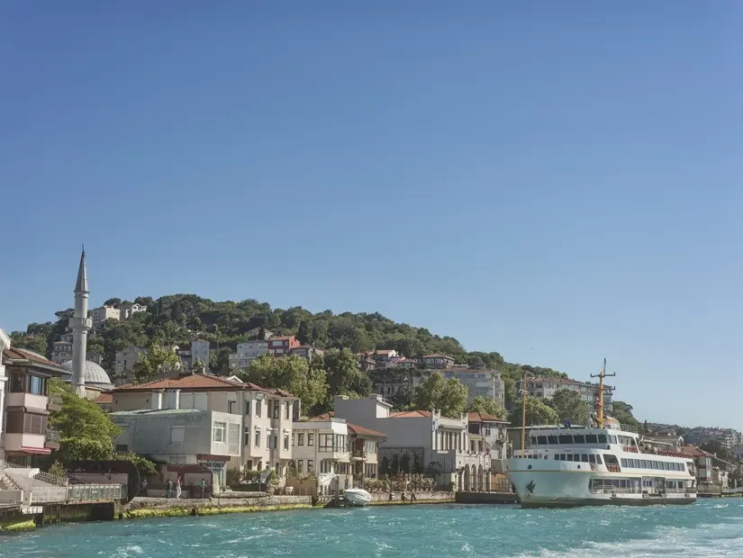 Çengelköy-Kuzguncuk-Kabataş vapuru