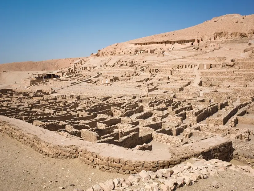 Deir el-Medina köyü evleri