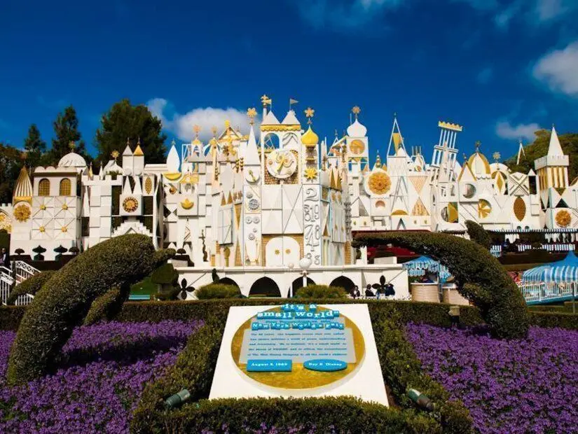 los angeles disneyland görünümü