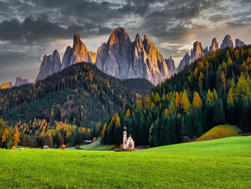 Dolomite Alpleri'nin muhteşem manzara