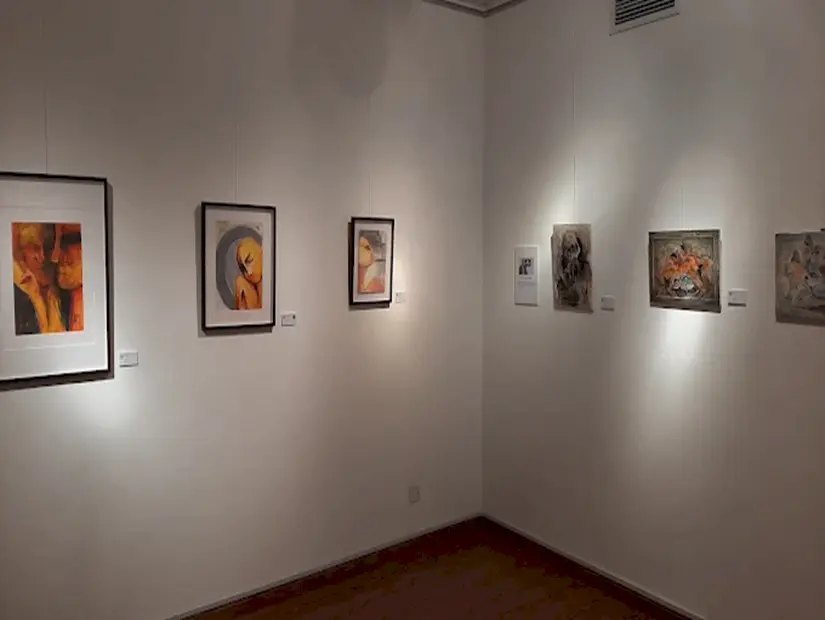 Etihad Modern Sanat Galerisi iç görünümü