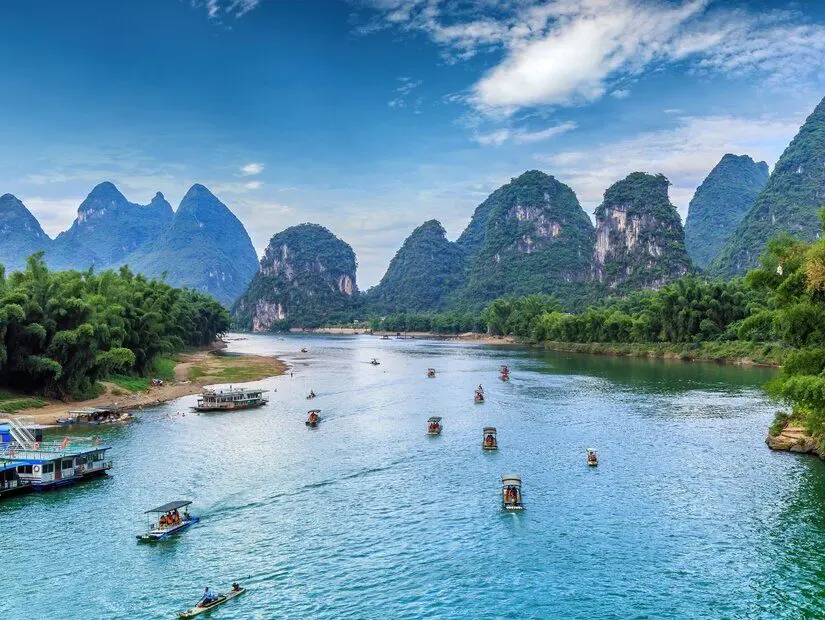 Çin'in Guangxi eyaletindeki Guilin şehrinin güzel manzarası.