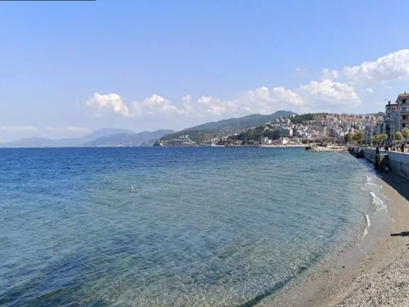 Güzelyalı plajı görünümü