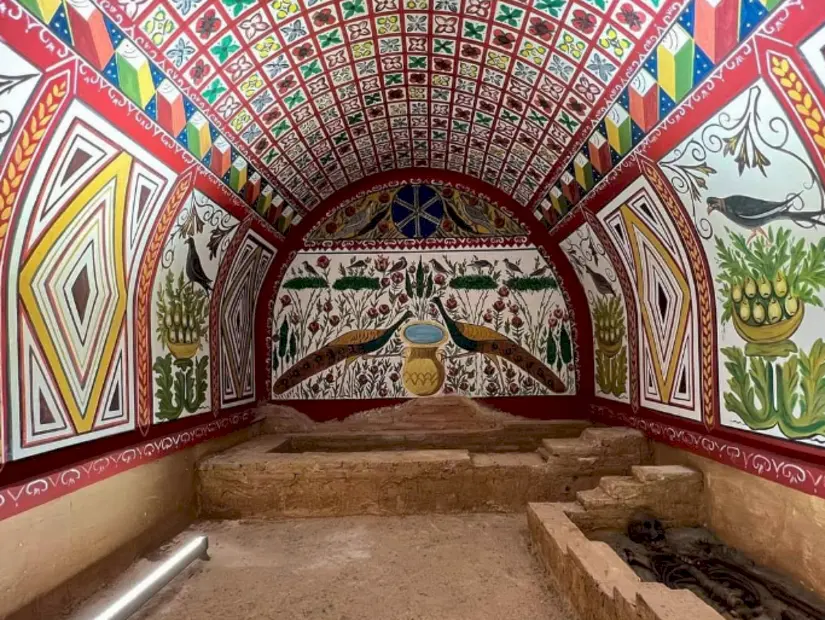 Hipoje yeraltı mezarı görünümü