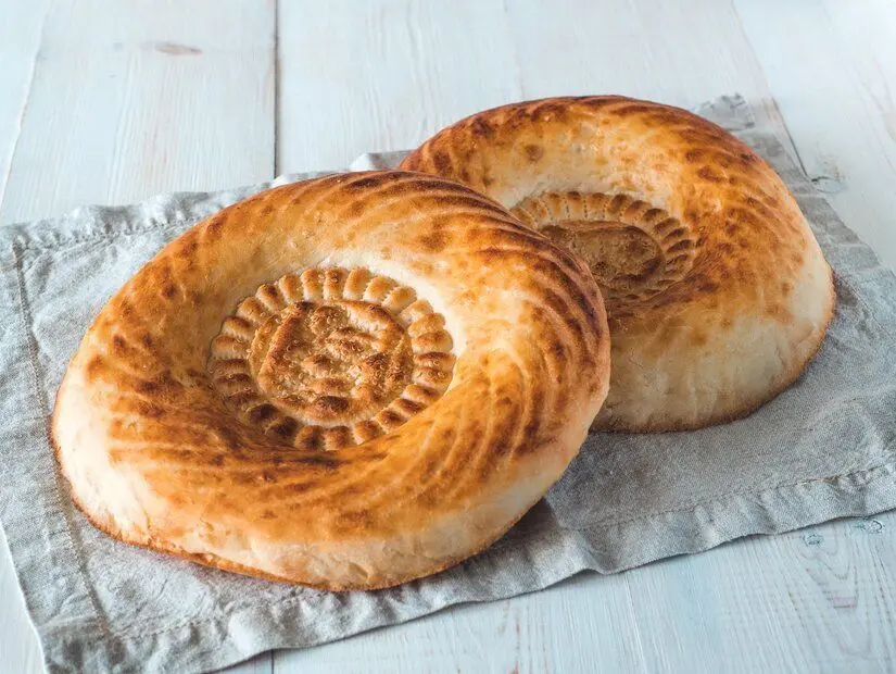 Ichlekli (etli börek)