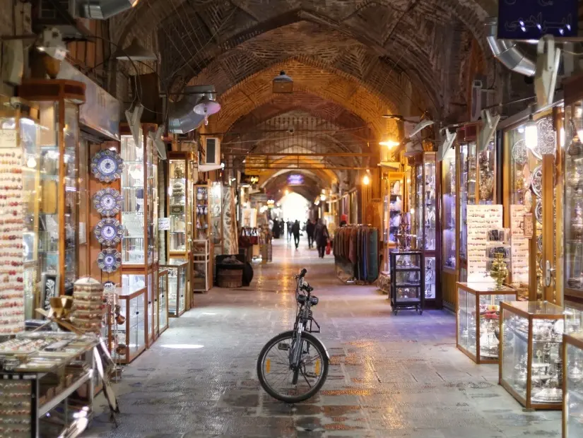 İsfahan Kapalıçarşı iç görünümü