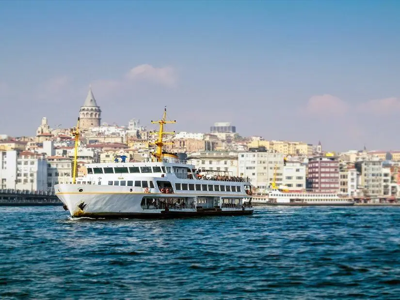 istanbul boğaz vapur görünümü