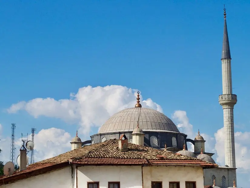 İzzet Mehmet Paşa Camii
