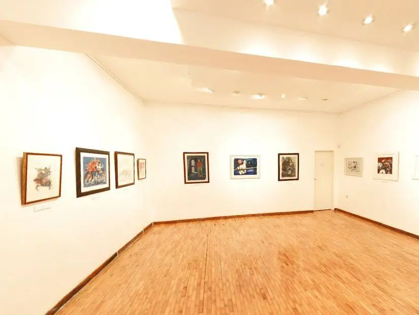 Jovo Ivanovic Modern Gallery sergilenen eserlerin bir bölümü