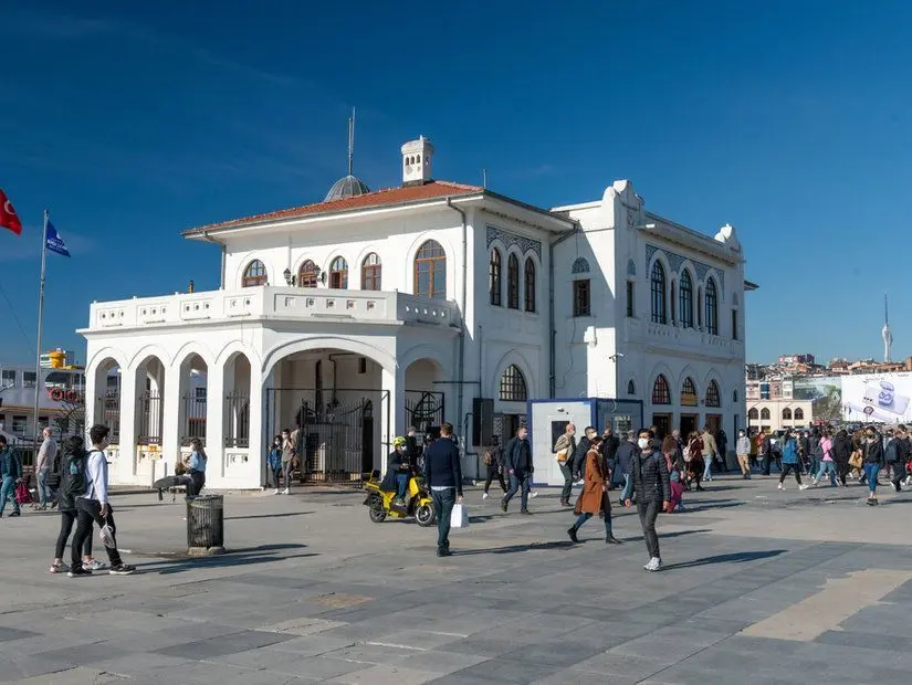 Kadıköy İskele Meydanı