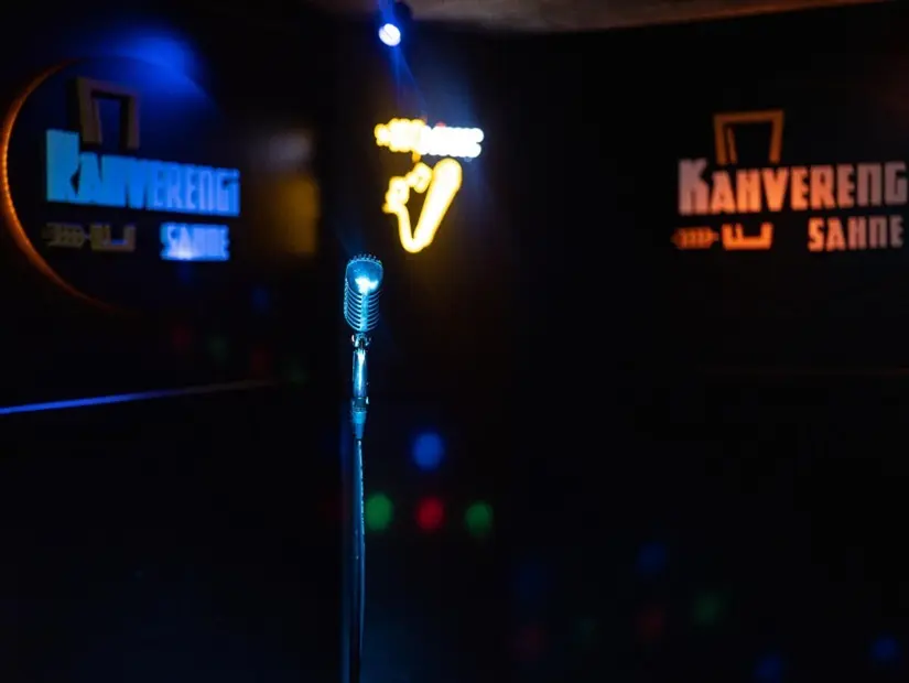 Kahverengi Cafe görünümü