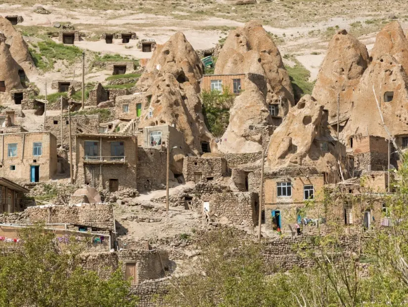 İran'ın Kandovan köyündeki kaya evler