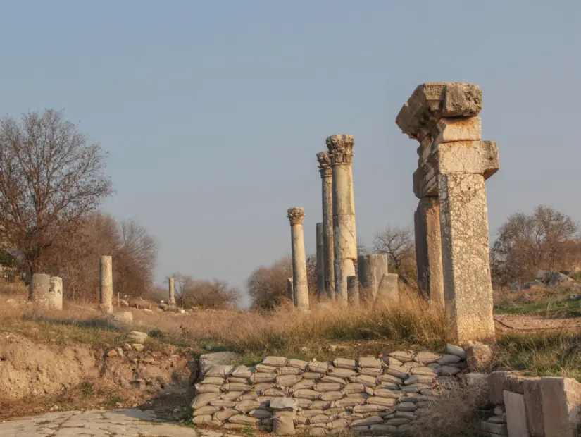 Kastabala Antik Kenti kalıntılar görünümü