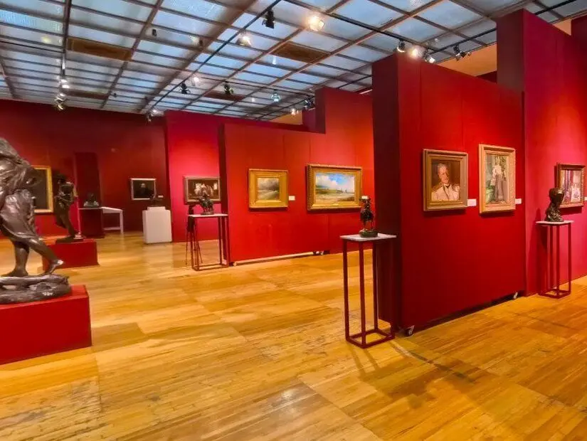 Kasteyev Devlet Sanat Müzesi iç görünümü