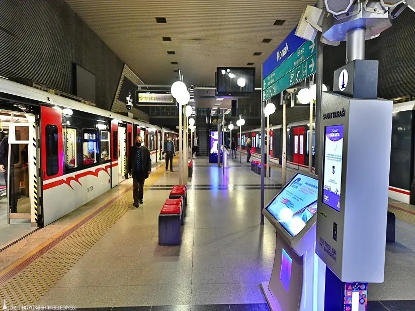 Konak istasyonu