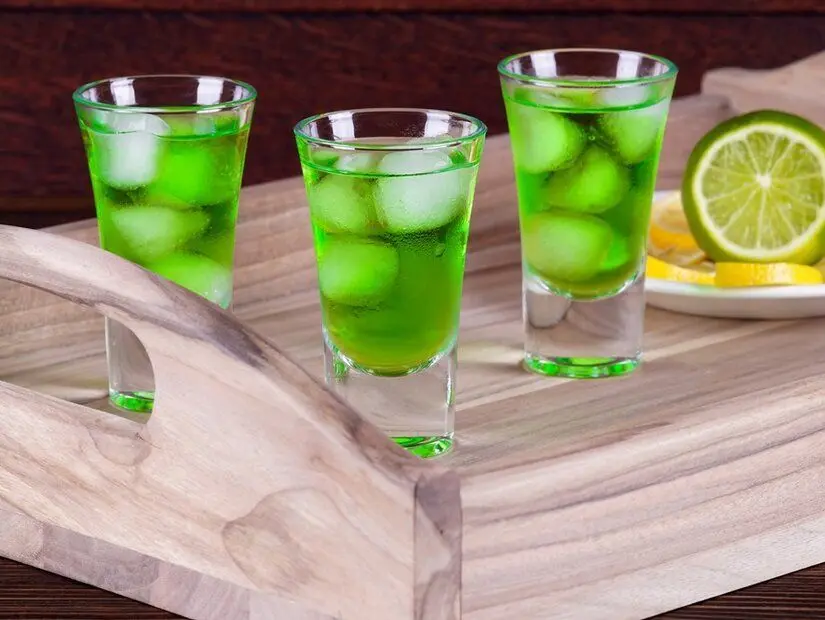 Lemon Sour kokteyli görünümü