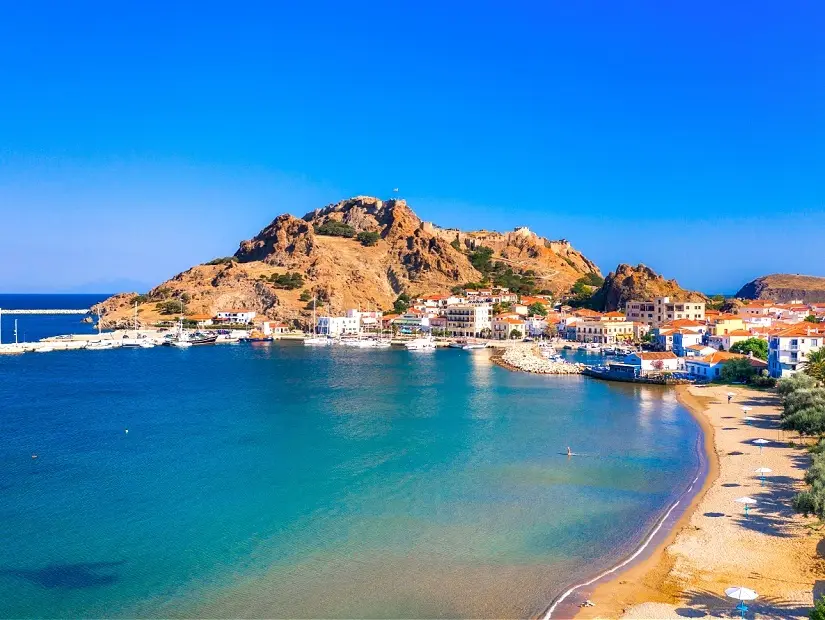 Limni Adası plajın görünümü