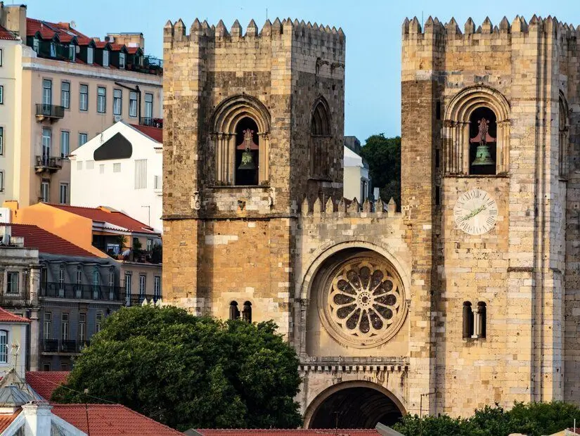Lizbon Katedrali (Sé de Lisboa) görünümü