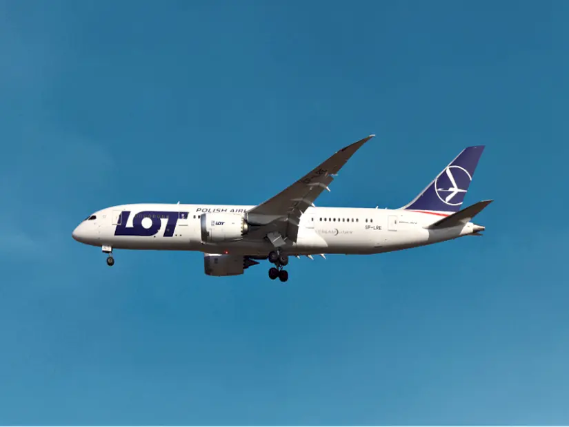 LOT Polish Airlines uçağı