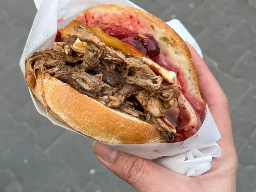 Maczanka krakowska (Krakow usulü burger)