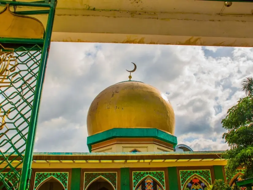 Masjid Al-Dahab dış görünümü