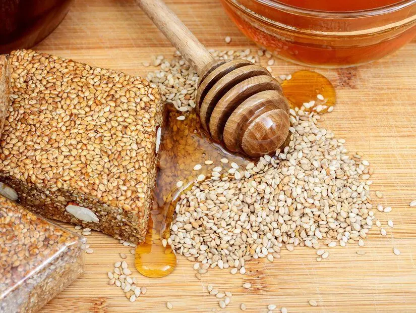 Melekouni (Ballı ve susamlı enerji barı)