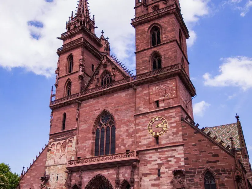 Basel Minster Katedrali Dış Görünüm