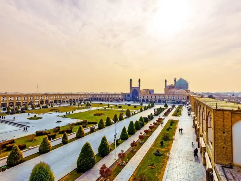 Nakş-ı Cihan Meydanı (İmam Meydanı) - İsfahan 